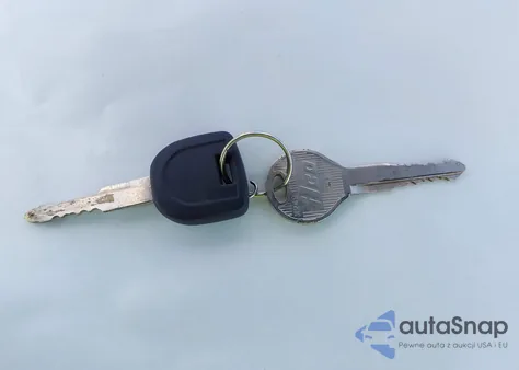 2013 Mazda Mazda3 I Sv z USA, uszkodzony, nr VIN JM1BL1TF4D1846007